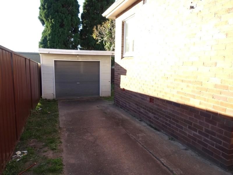 16 Chisholm Avenue, Clemton Park NSW 2206