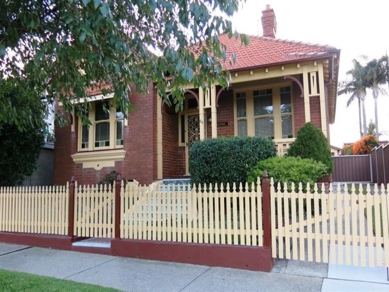 44 Kitchener, Kogarah NSW 2217
