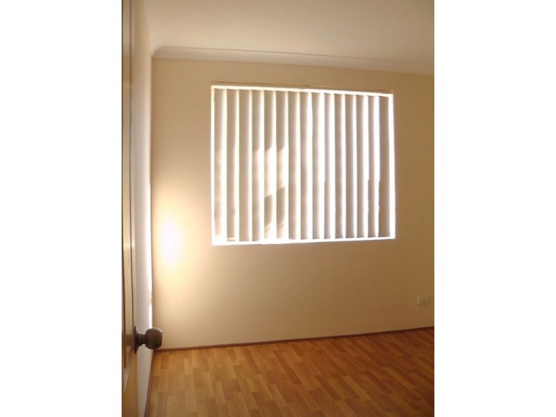 11/2-8 Short Road, Riverwood NSW 2210