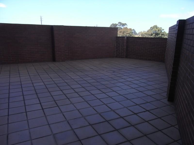 4/107 Forest Road, Hurstville NSW 2220