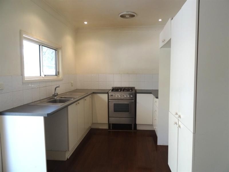 13 Balmoral Road, Mortdale NSW 2223