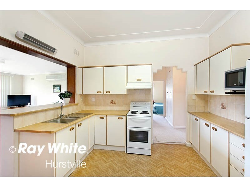 3 Enoggera Road, Beverly Hills NSW 2209