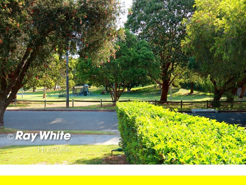 6 McRaes Avenue, Penshurst NSW 2222