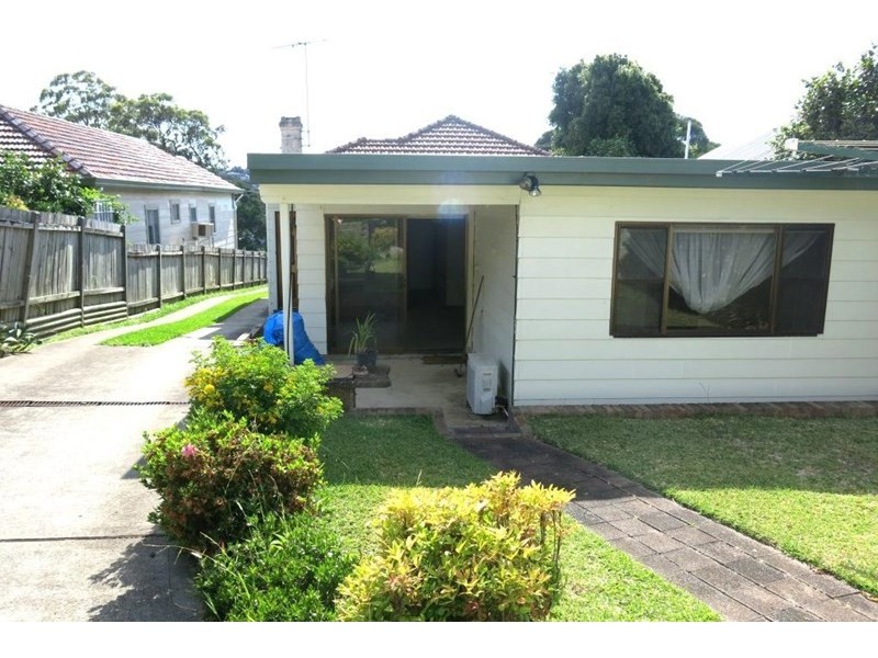 7 East Crescent, Hurstville Grove NSW 2220