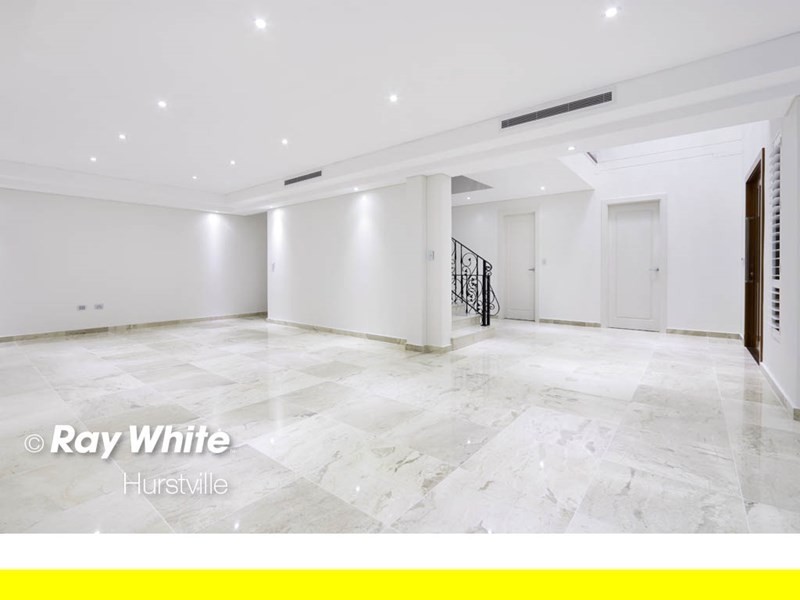 7 West Crescent, Hurstville Grove NSW 2220