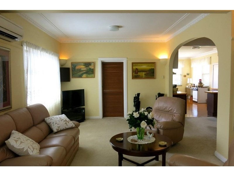 32A Carwar Avenue, Carss Park NSW 2221