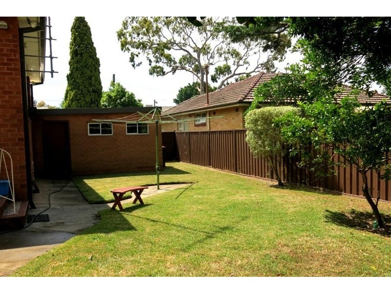 32A Carwar Avenue, Carss Park NSW 2221