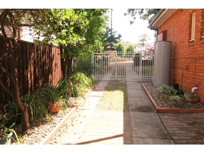 32A Carwar Avenue, Carss Park NSW 2221