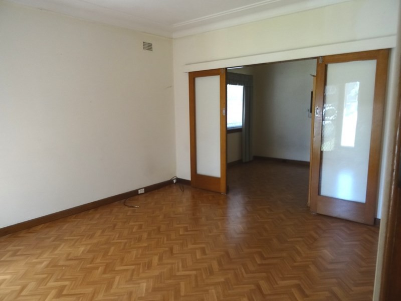 12 Gloucester Avenue, Burwood NSW 2134