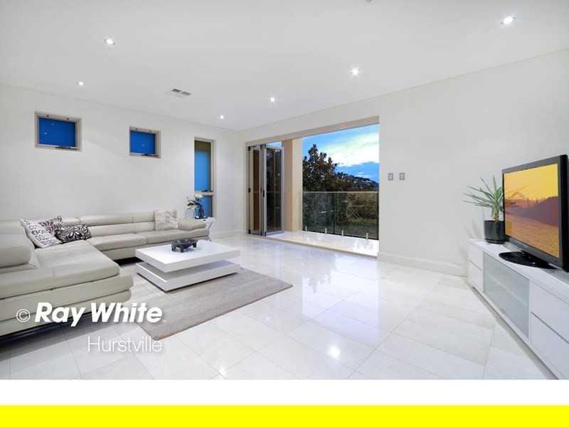 33 Belmore Road, Peakhurst NSW 2210