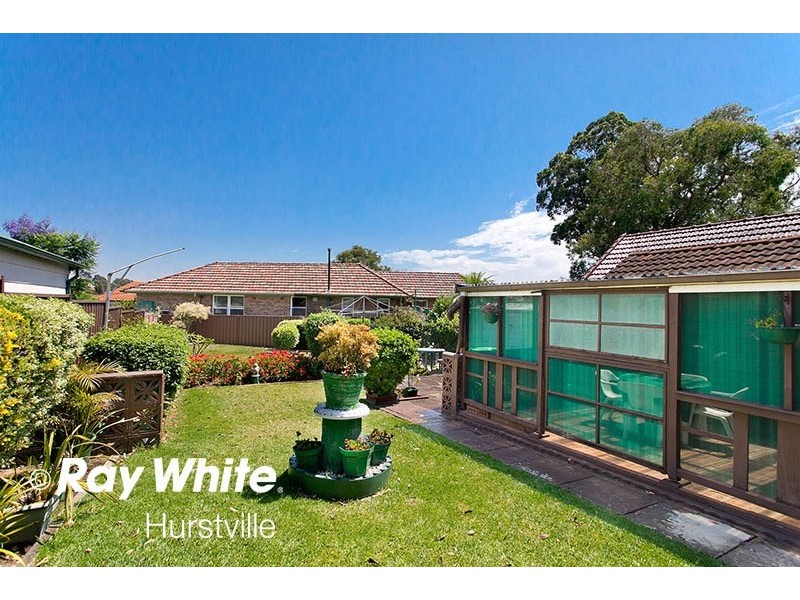 219 Moorefields Road, Roselands NSW 2196