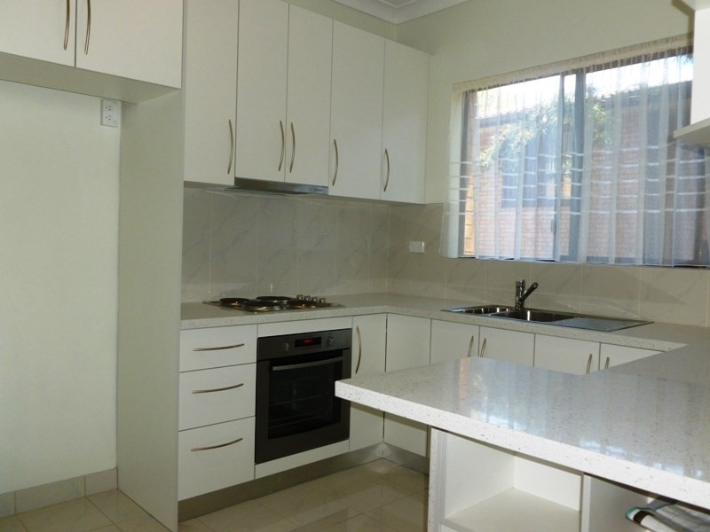 6 Hillcrest Avenue, Hurstville NSW 2220