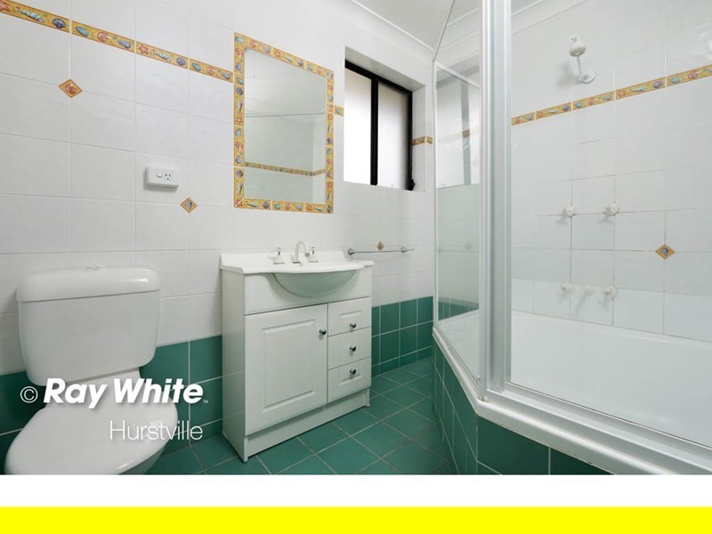 2/111 Moorefields Road, Roselands NSW 2196