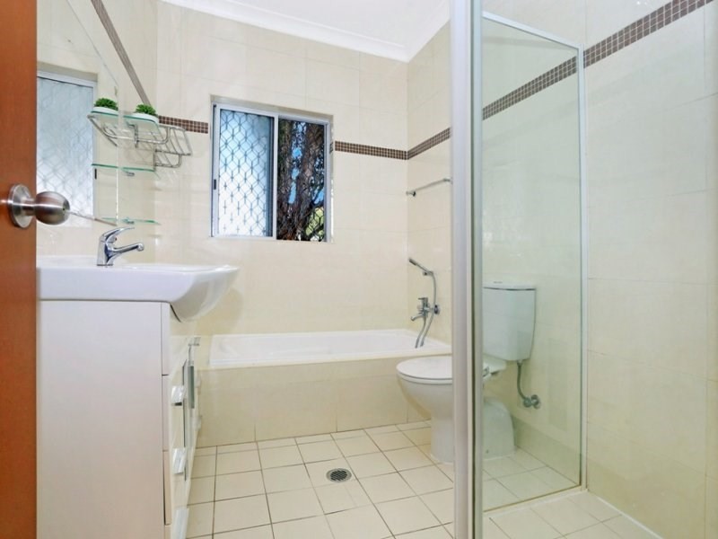 1/63 Clevedon Road, Hurstville NSW 2220