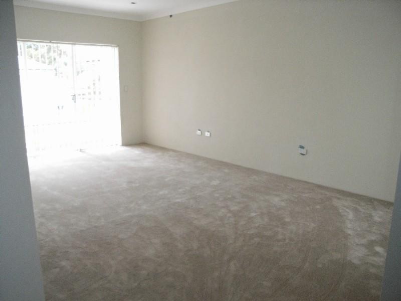 2/714-716 Forest Road, Peakhurst NSW 2210