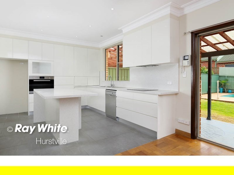 2/95 Hillcrest Avenue, Hurstville Grove NSW 2220