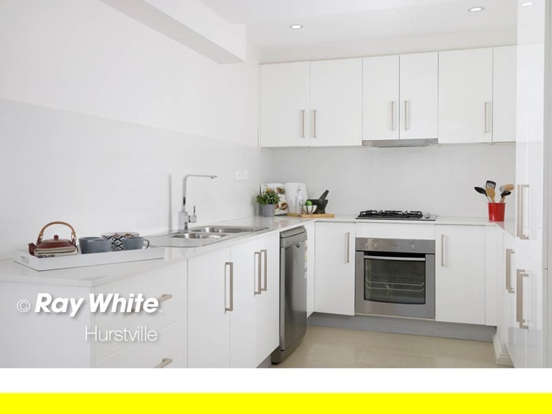 28/11-13 Treacy Street, Hurstville NSW 2220