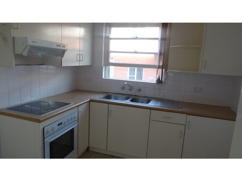 4/27 Gloucester Road, Hurstville NSW 2220