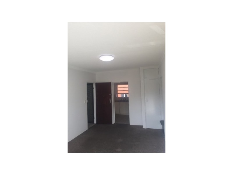 4/27 Gloucester Road, Hurstville NSW 2220