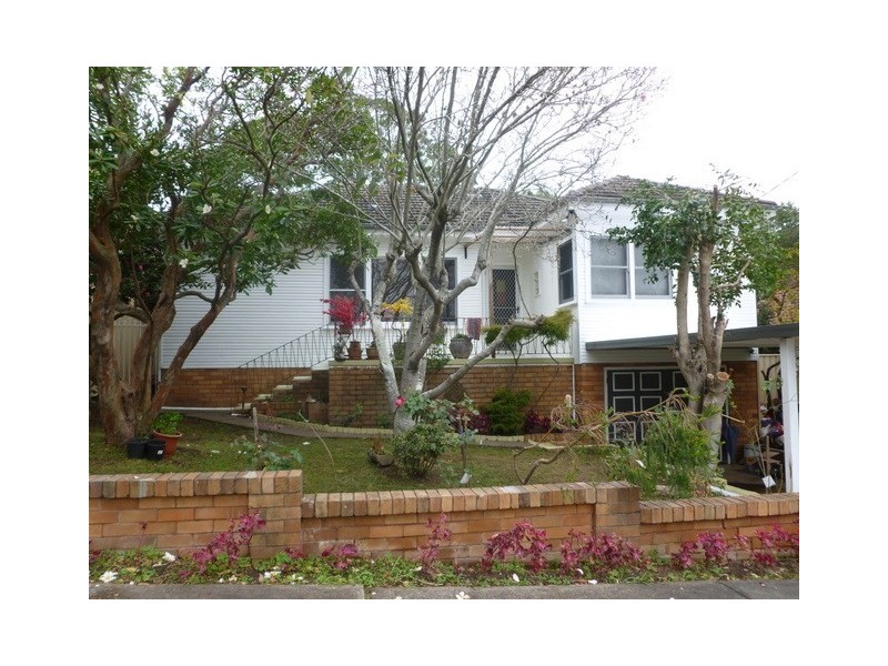 13 Rostrov Street, Penshurst NSW 2222