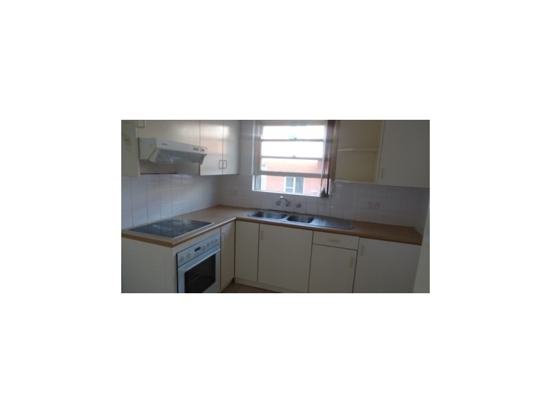 4/27 Gloucester Road, Hurstville NSW 2220