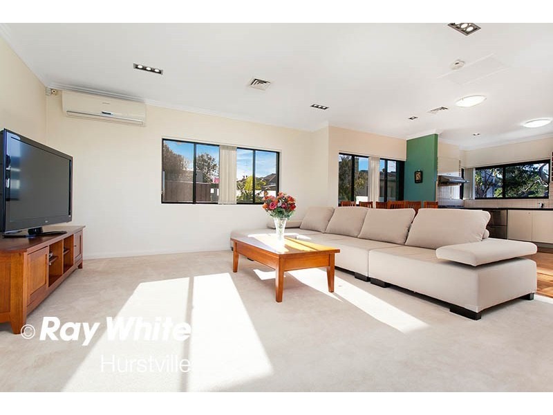 4/11 Merriman Avenue, Kyle Bay NSW 2221