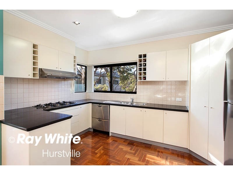 4/11 Merriman Avenue, Kyle Bay NSW 2221