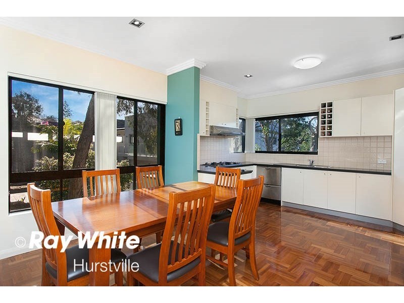 4/11 Merriman Avenue, Kyle Bay NSW 2221