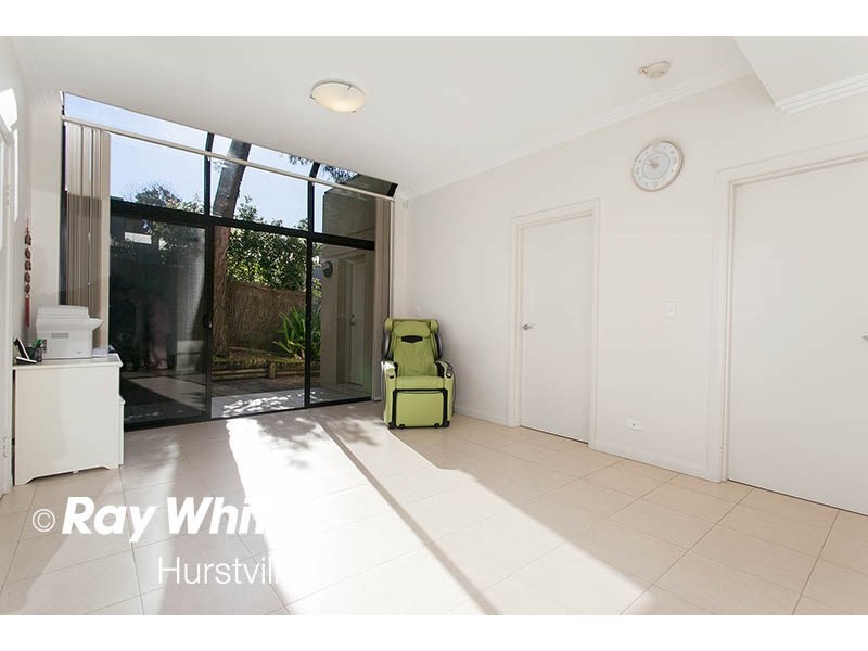 4/11 Merriman Avenue, Kyle Bay NSW 2221