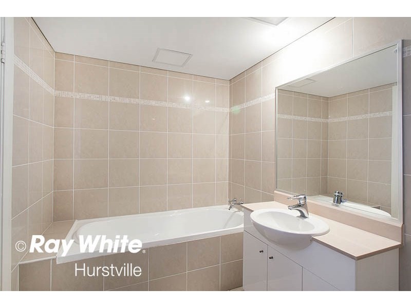 4/11 Merriman Avenue, Kyle Bay NSW 2221