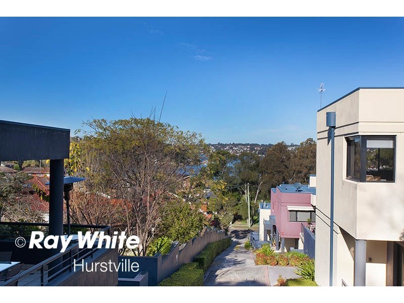 4/11 Merriman Avenue, Kyle Bay NSW 2221