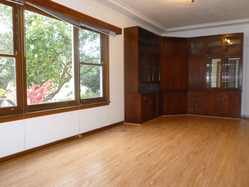 13 Rostrov Street, Penshurst NSW 2222