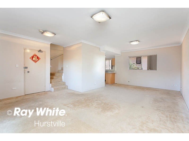 8/90 Gloucester Road, Hurstville NSW 2220