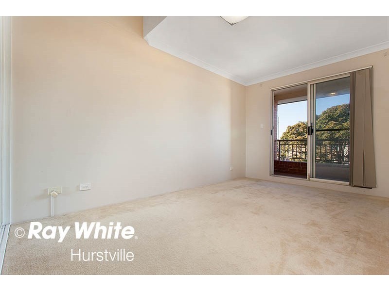 8/90 Gloucester Road, Hurstville NSW 2220
