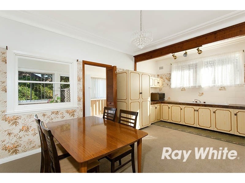 32 Central Road, Beverly Hills NSW 2209