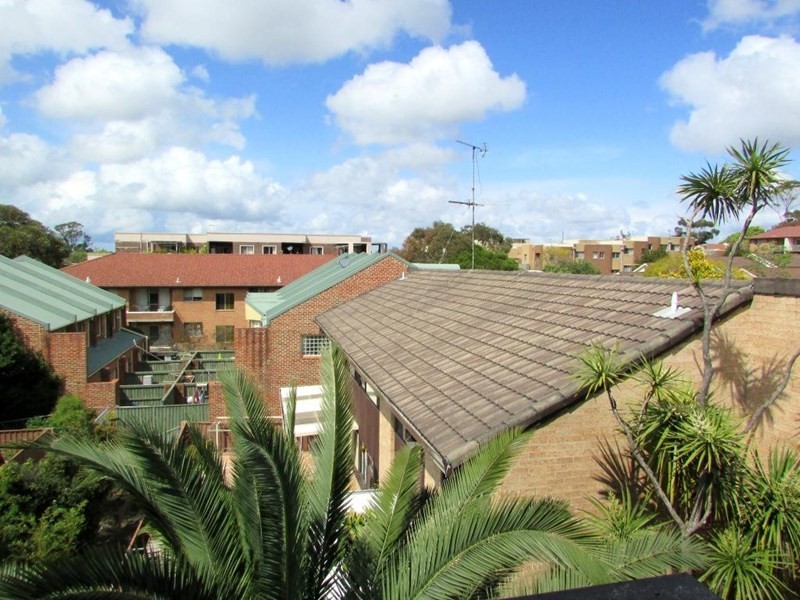 8/28 West Street, Hurstville NSW 2220