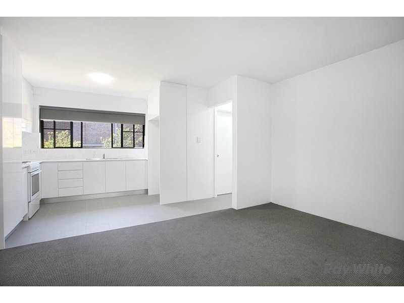 8/4 Station Street, Mortdale NSW 2223