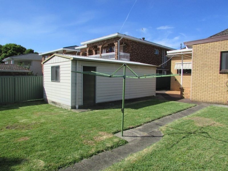 9 Clevedon Road, Hurstville NSW 2220