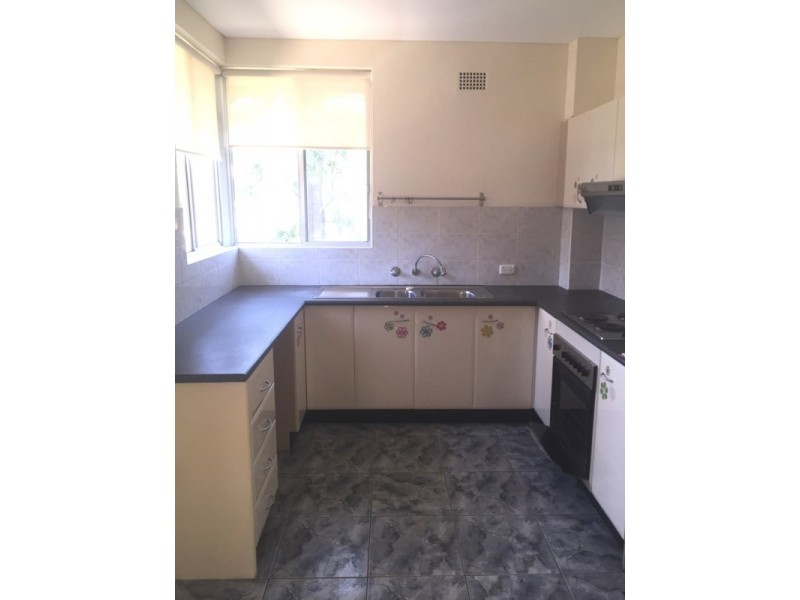 4/84 Woids Avenue, Hurstville NSW 2220