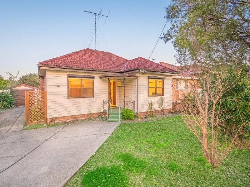 34 Waitara Parade, Hurstville Grove NSW 2220