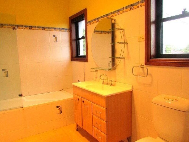 102 Willison Road, Carlton NSW 2218