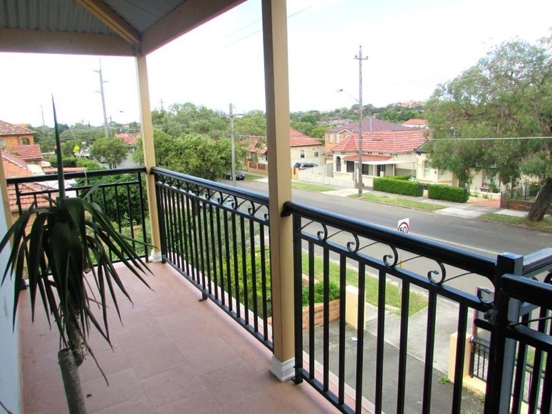 102 Willison Road, Carlton NSW 2218