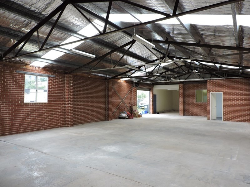 2/18 Barry Avenue, Mortdale NSW 2223