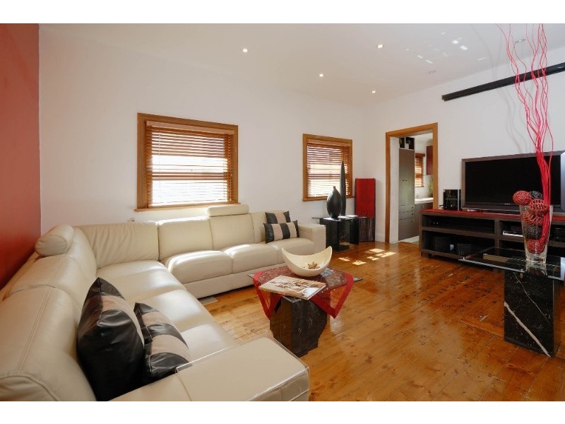 124 Hillcrest Avenue, Hurstville Grove NSW 2220