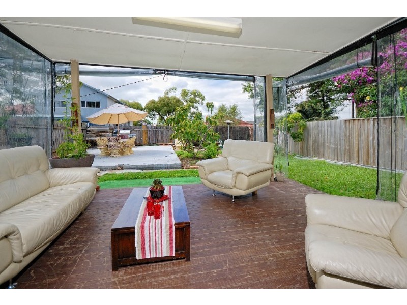 124 Hillcrest Avenue, Hurstville Grove NSW 2220