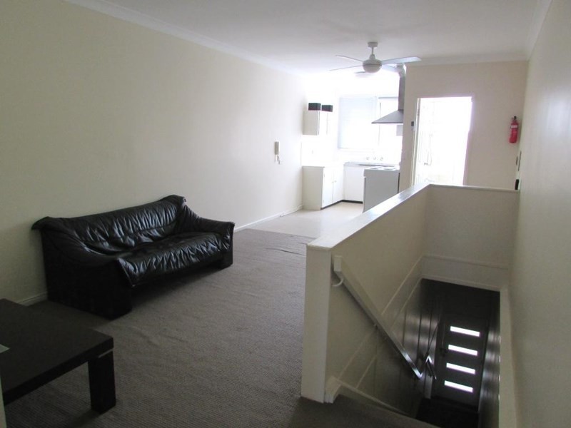 1/361 Princes Highway, Carlton NSW 2218