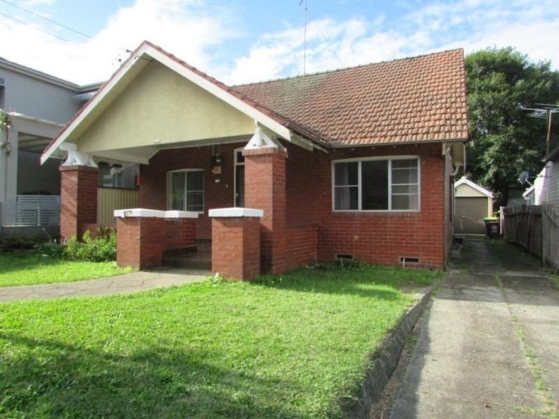 194 Woniora Road, Hurstville NSW 2220