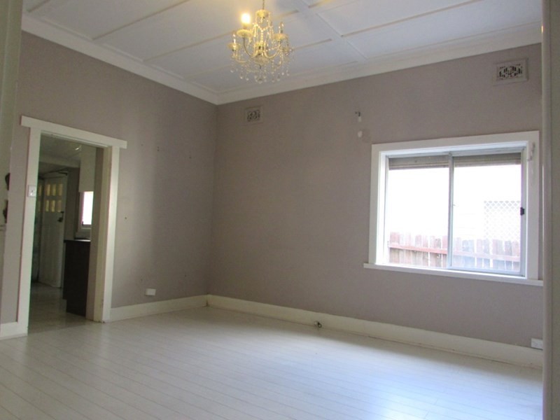 194 Woniora Road, Hurstville NSW 2220