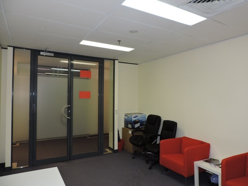 8/145 Forest Road, Hurstville NSW 2220