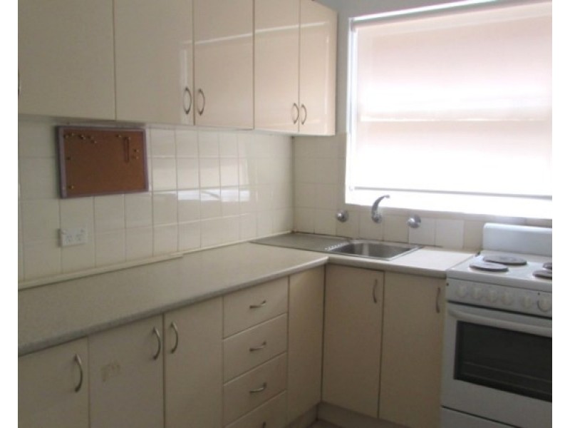 2/27 Victoria Avenue, Penshurst NSW 2222